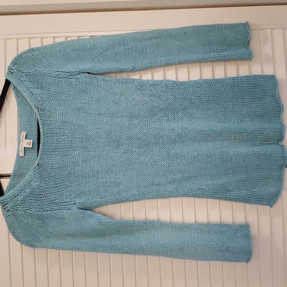Banana Republic turquoise top. - Picture 2 of 4